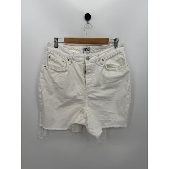 BDG 90s Long Inseam Short Denim Shorts Women 32 White Button Fly Urban Outfitter - Picture 1 of 7
